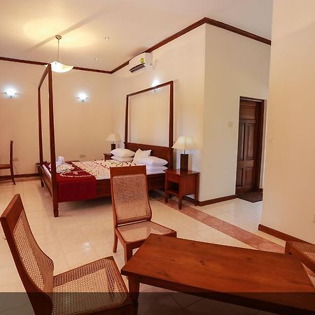 Welcombe Hotel Trincomalee Esterno foto