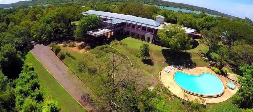 Welcombe Hotel Trincomalee Esterno foto