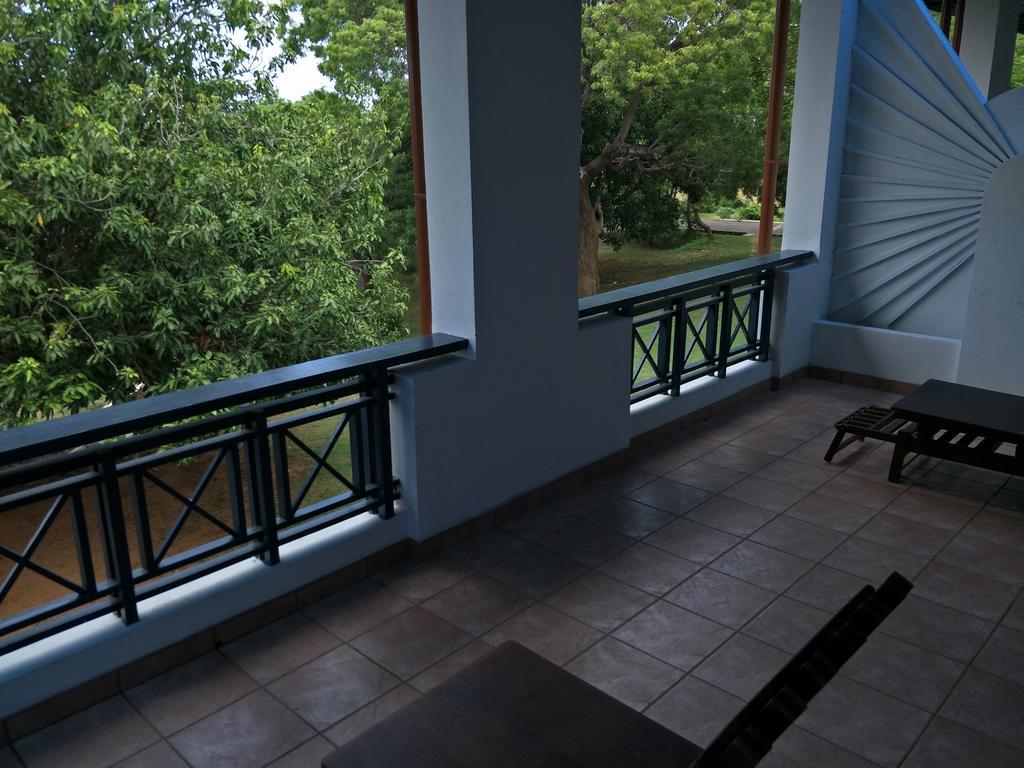 Welcombe Hotel Trincomalee Esterno foto