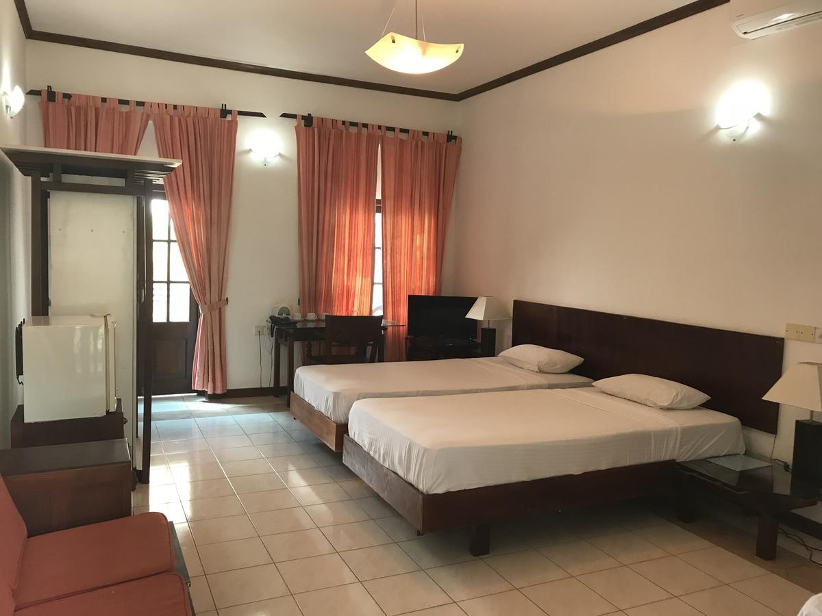 Welcombe Hotel Trincomalee Esterno foto