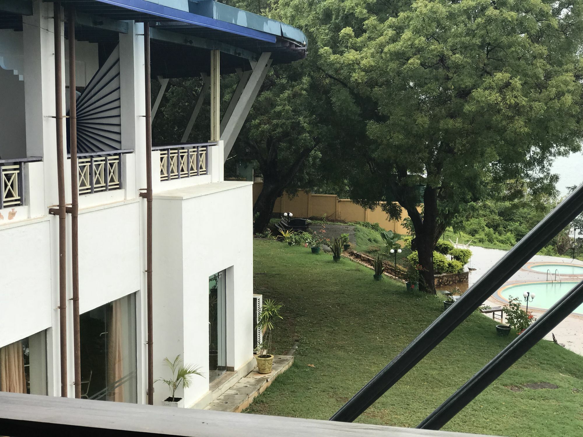 Welcombe Hotel Trincomalee Esterno foto
